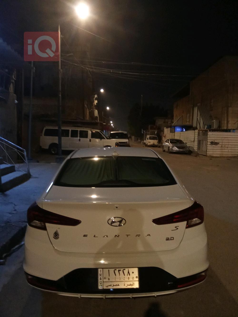 هیوندای ئەلەنترا